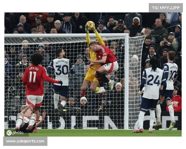 热刺门将维卡里奥入选欧冠周最佳门将展现出色表现